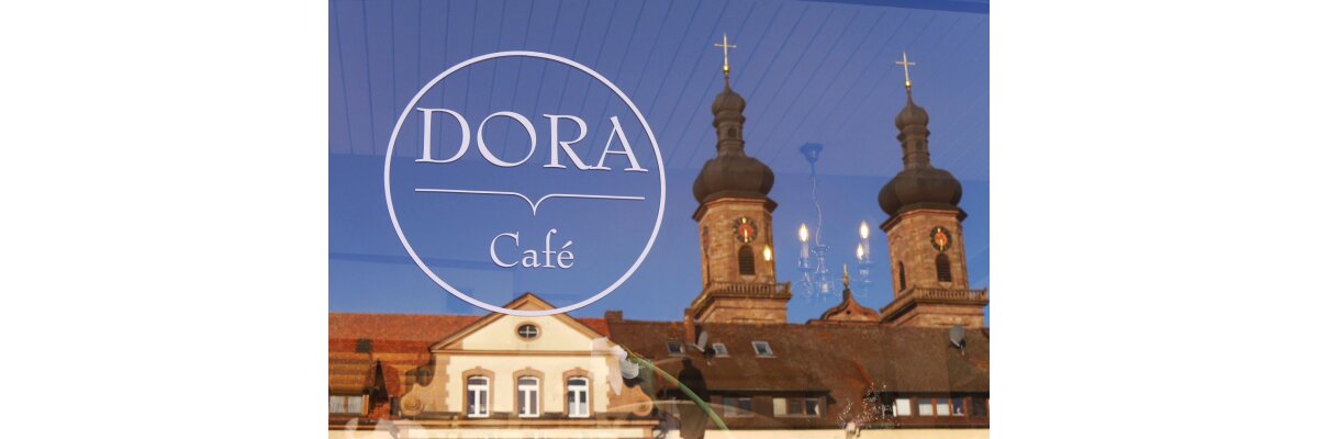Café Dora - 